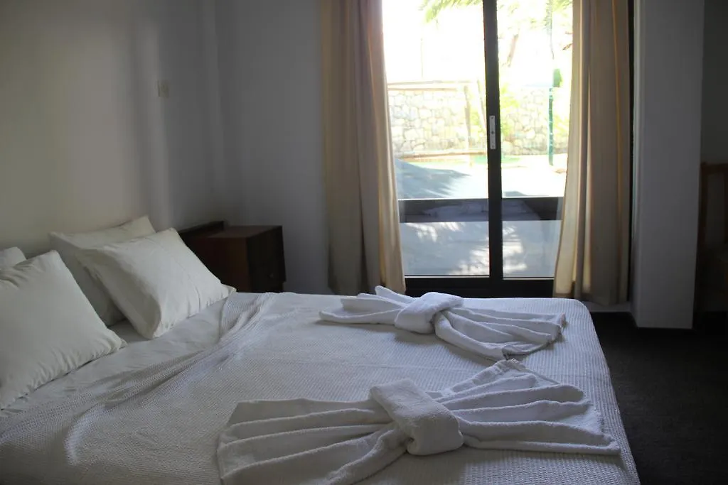 Kabasakal Hotel Çeşme 2*,