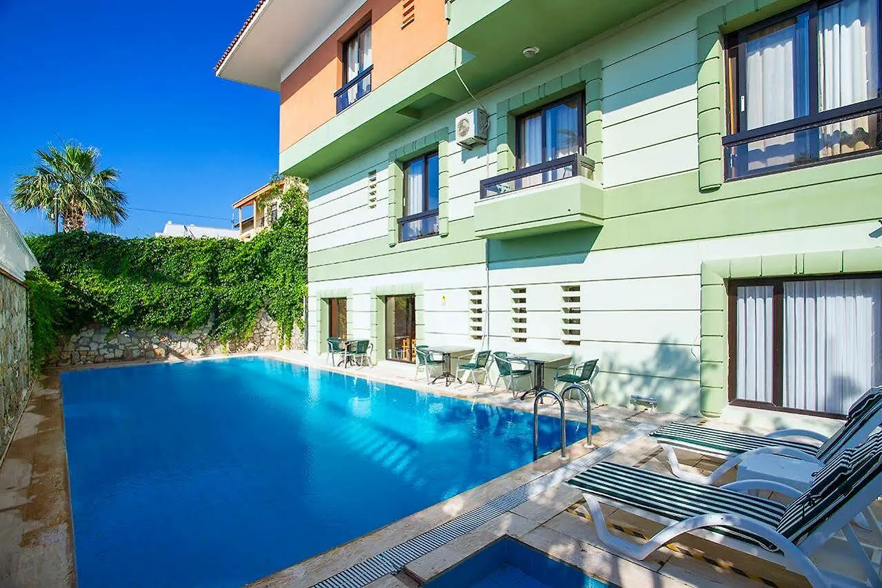 **  Kabasakal Hotel Çeşme Turquie